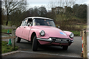 Don Barrow - Inspecteur Warren Chmura and Jean Chmura in their Citroen Pink Panther